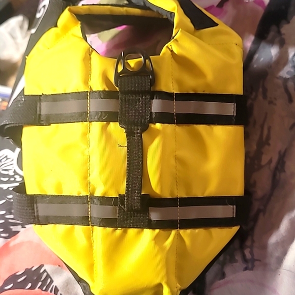 Xs dogs life jacket - Picture 1 of 3